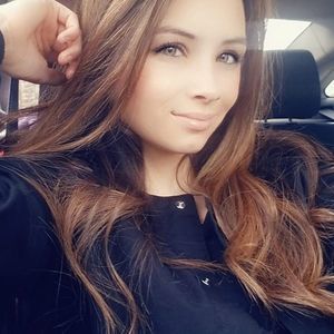 Meet your Posher, Annalise